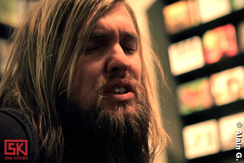 Session acoustique avec Band Of Skulls Session acoustique avec Band Of Skulls