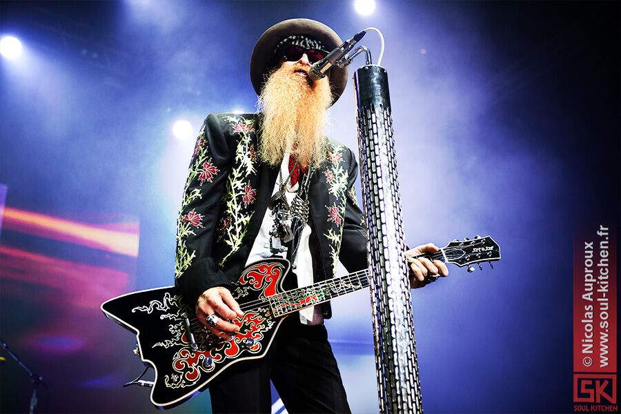 06-07-2011_zz-top