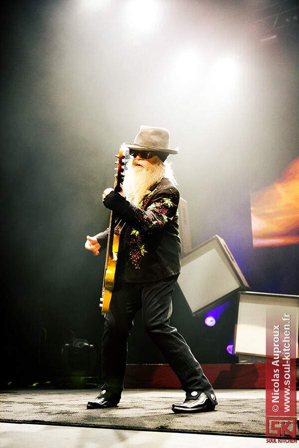 06-07-2011_zz-top