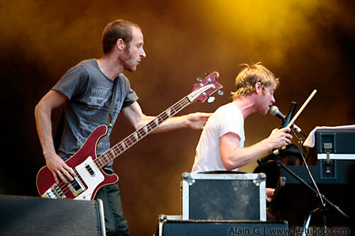 2007_08_01_cold_war_kids-rock_en_seine