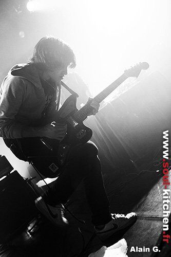 2008_05_06_i_am_un_chien_bataclan