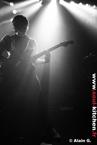 2008_05_06_i_am_un_chien_bataclan