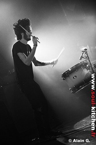 2008_05_06_i_am_un_chien_bataclan