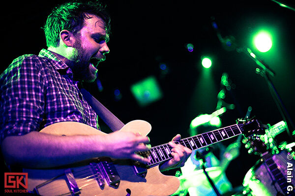 2010-04-13-frightened-rabbit