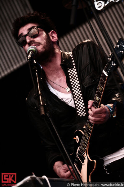 2010-07-02-chromeo