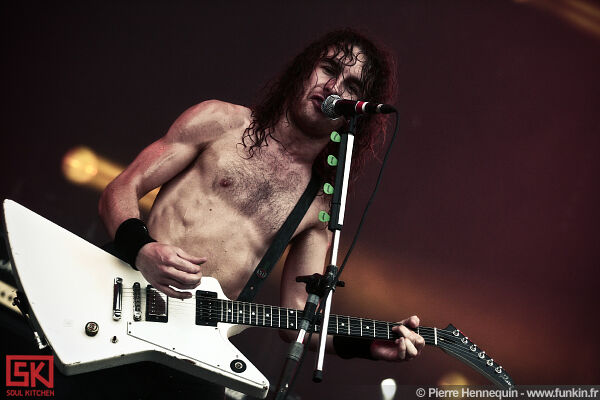  2010-07-03-airbourne