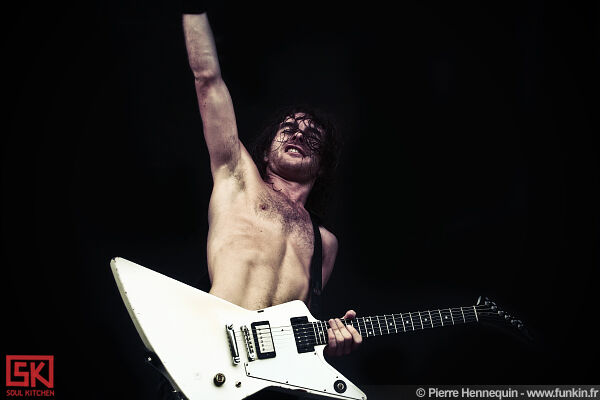  2010-07-03-airbourne