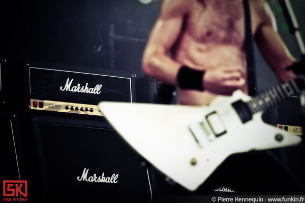 2010-07-03-airbourne