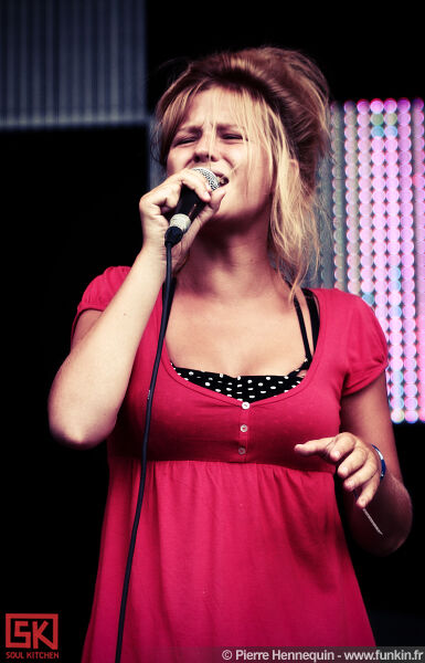 2010-07-03-selah-sue 