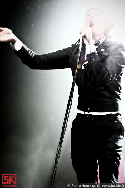  2010-07-03-the-hives