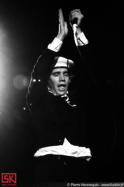  2010-07-03-the-hives