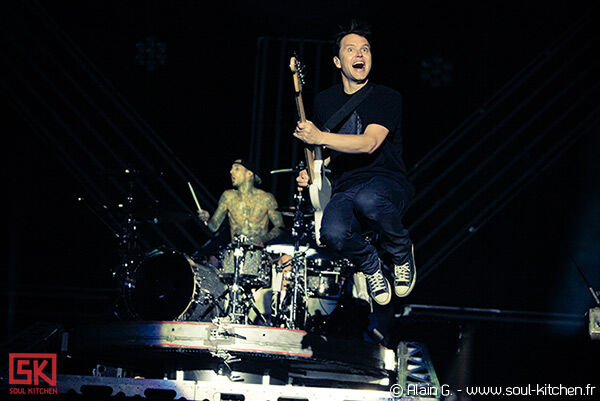 2010-08-27-blink-182