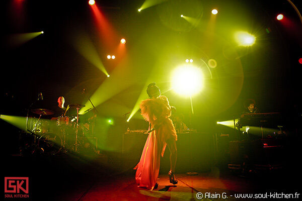2010-10-12-morcheeba