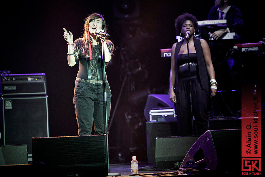 Hindi Zahra : Lauréate du Prix Constantin 2010 @ Olympia, Paris | 12 novembre 2010