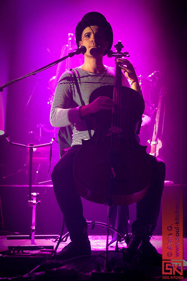 2010-11-24-Yodelice
