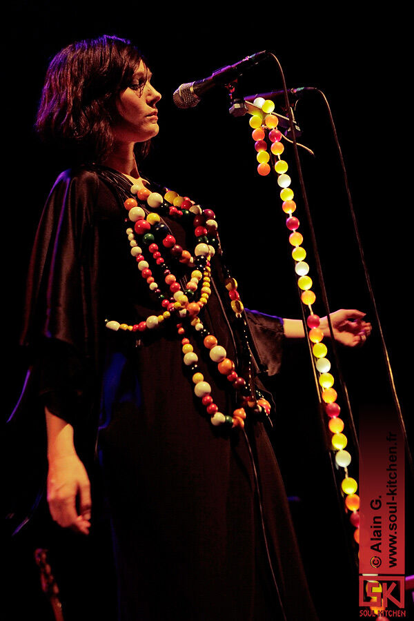 2010-12-04-sarah-blasko