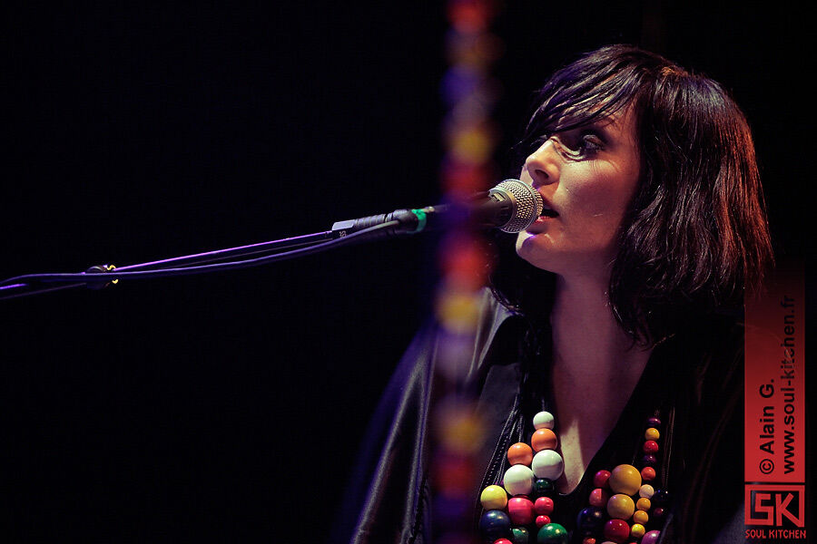 2010-12-04-sarah-blasko