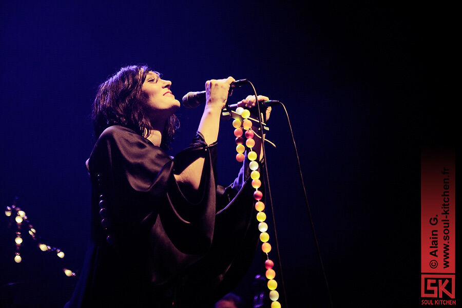 2010-12-04-sarah-blasko