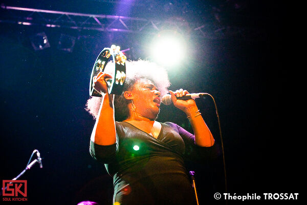 2010_03_06_thebellrays