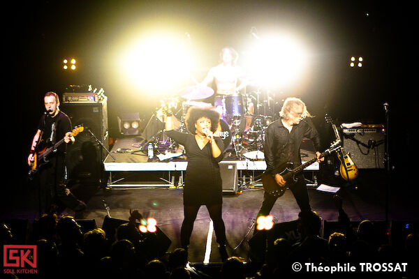 2010_03_06_thebellrays