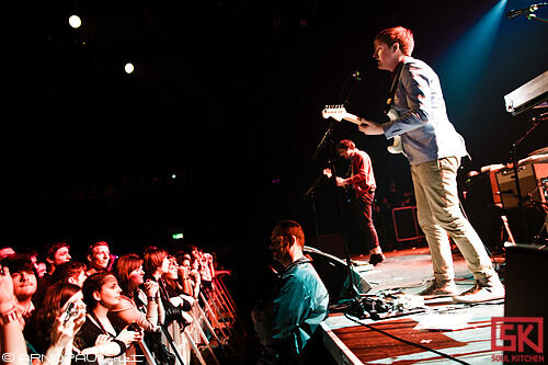 2010_03_24_twodoorcinemaclub