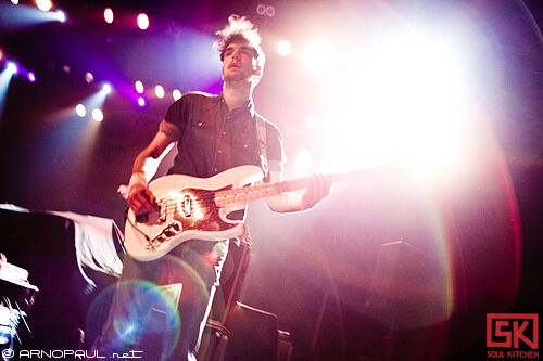2010_03_24_twodoorcinemaclub