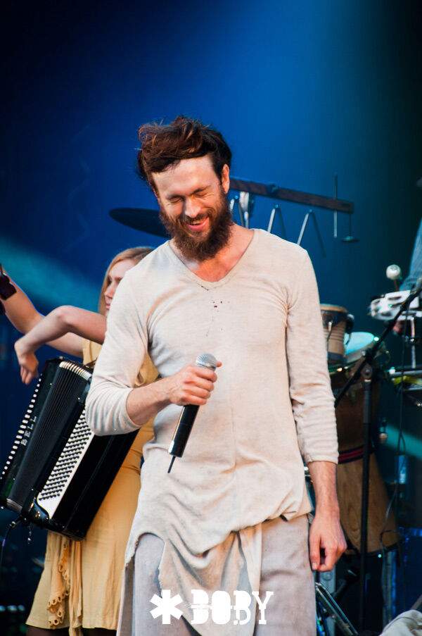 2011-08-26-edward-sharpe