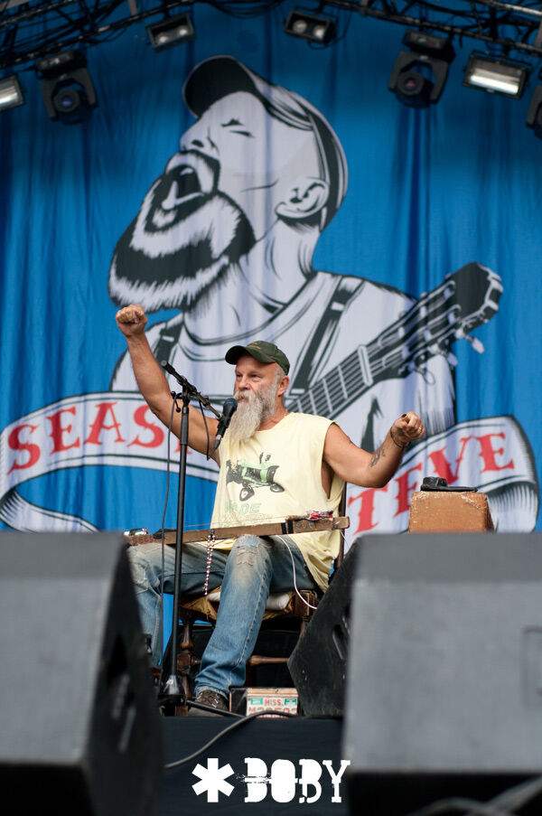 2011-08-26-seasick-steve