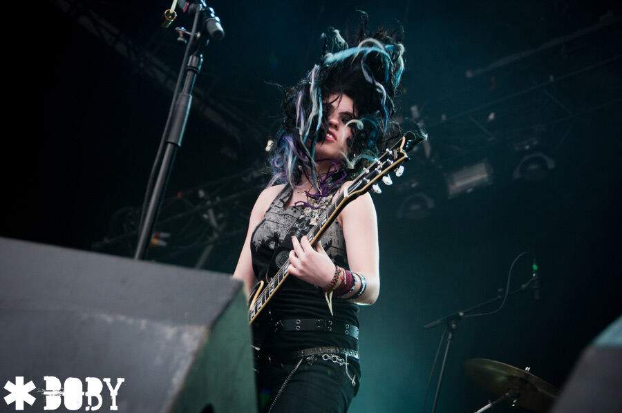 2011-08-28-cherri-bomb