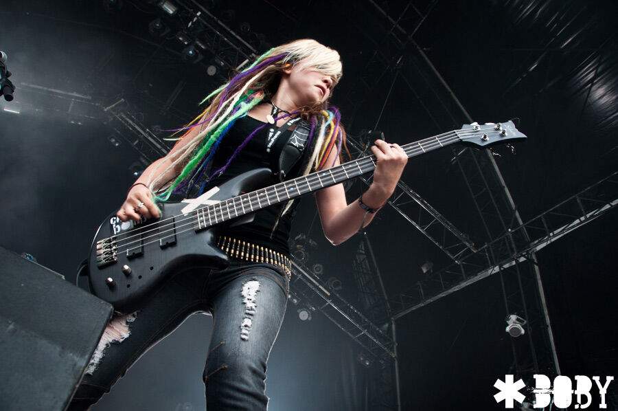 2011-08-28-cherri-bomb