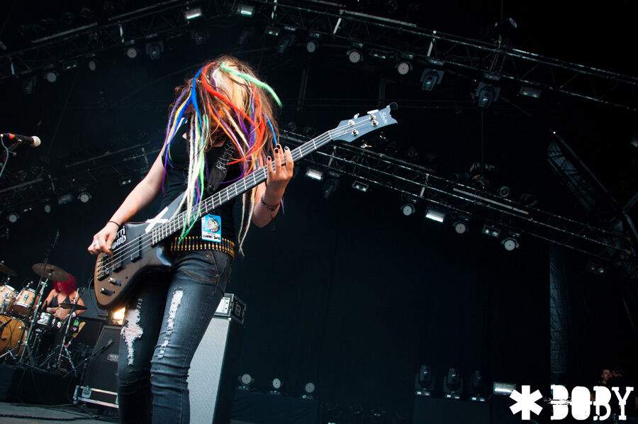 2011-08-28-cherri-bomb