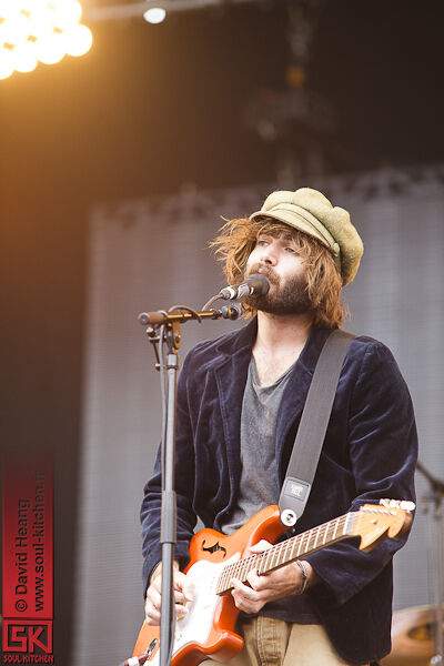 2011_07_14_angusandjuliastone