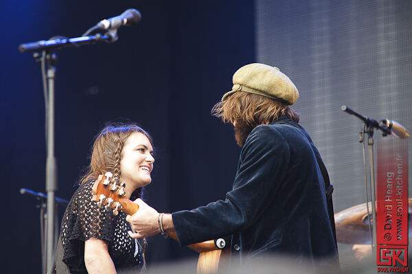 2011_07_14_angusandjuliastone