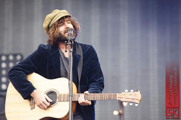 2011_07_14_angusandjuliastone