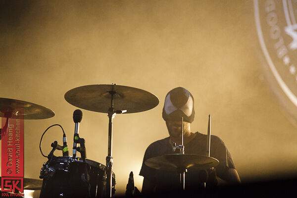 2011_07_14_bloodybeetrootsdeadcrew77