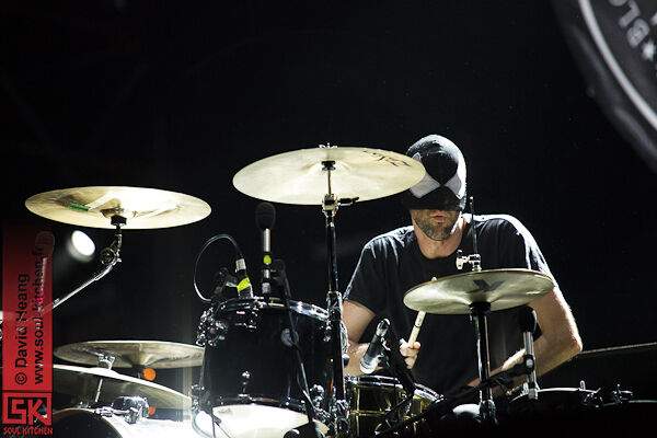 2011_07_14_bloodybeetrootsdeadcrew77