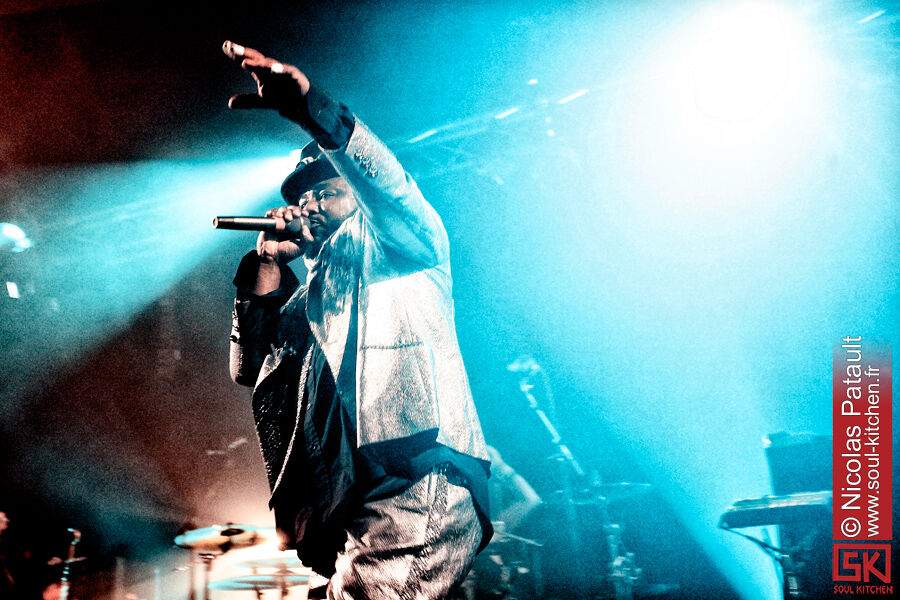 2011_08_28_skindred
