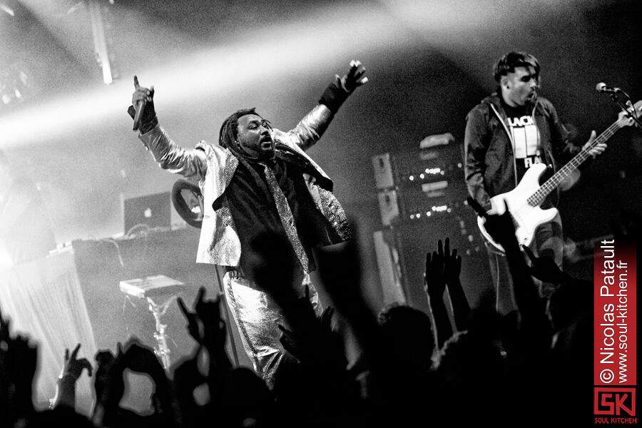 2011_08_28_skindred