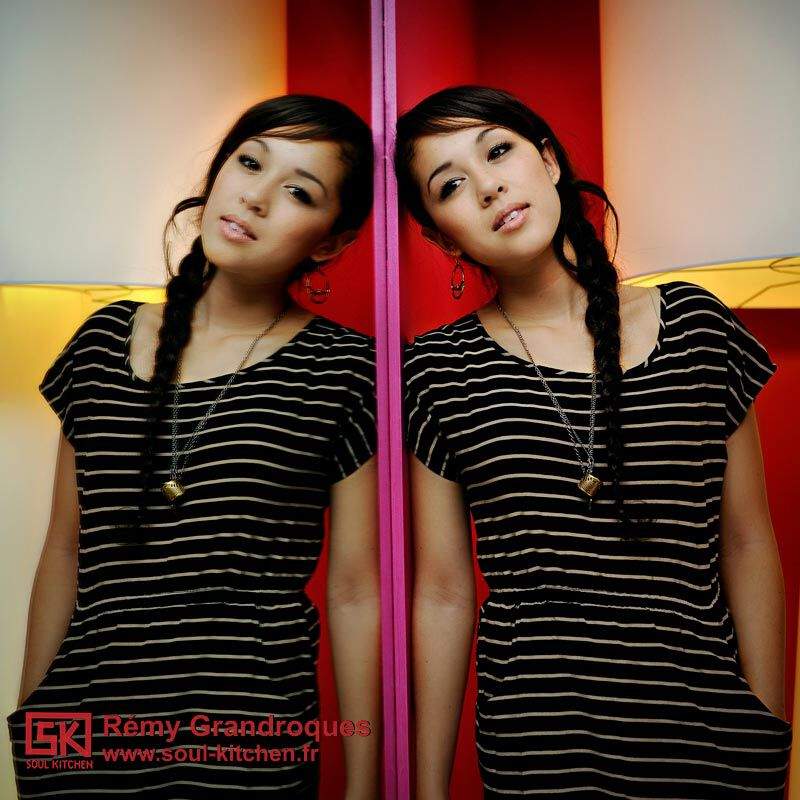 2011_11_07_Kina_Grannis_Portraits