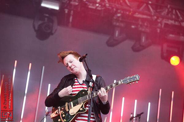 2012_07_15_twodoorcinemaclub