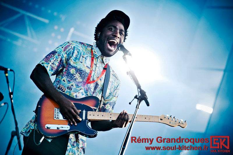2012_19_07_Bloc_Party_LVC2012