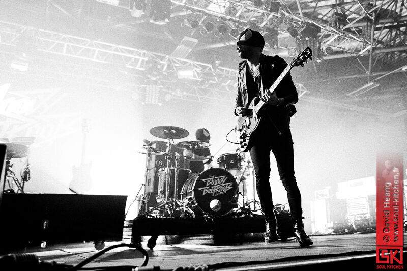 2013_03_29_thebloodybeetrootslive