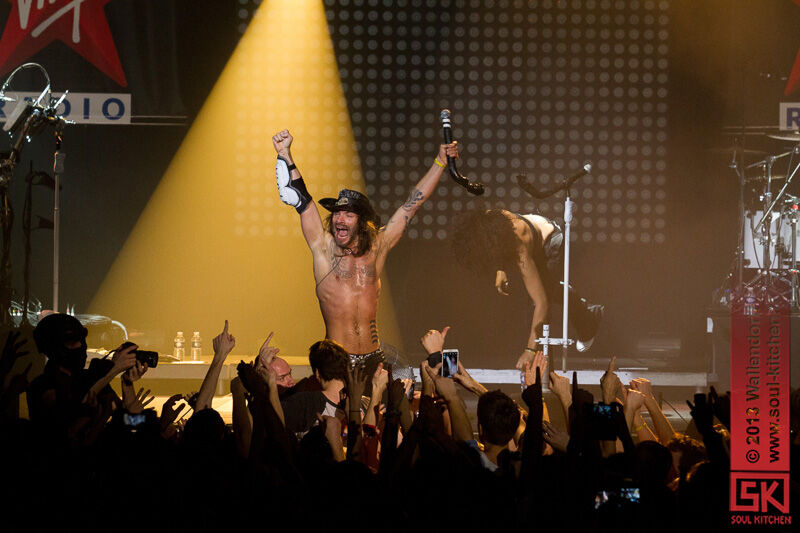 2013_12_19_virgin_radio_live