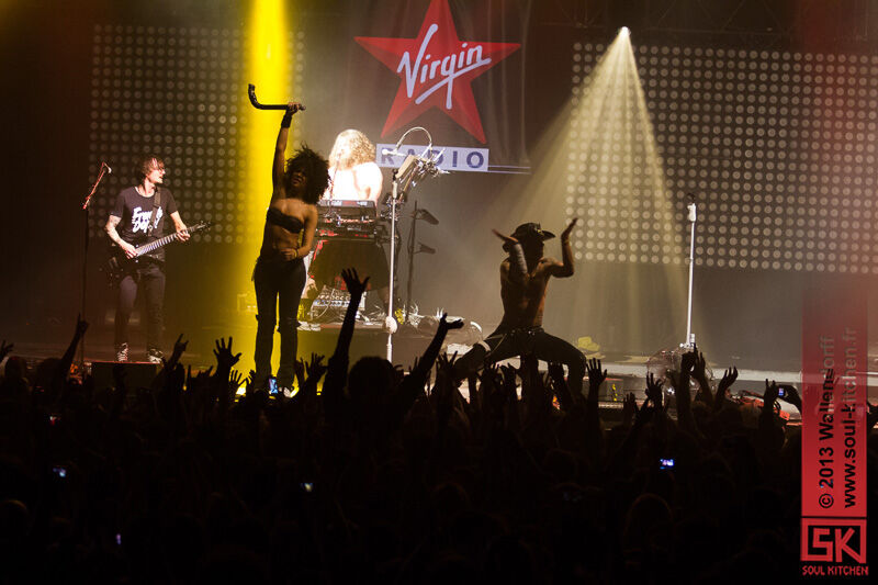 2013_12_19_virgin_radio_live