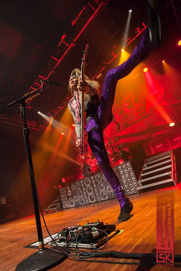 2014-03-10-steelpanther