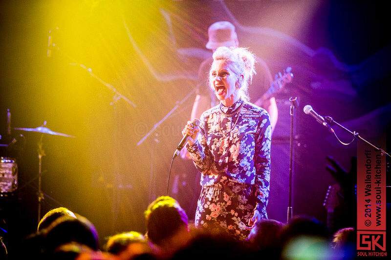 2014_10_29_the_asteroids_galaxy_tour