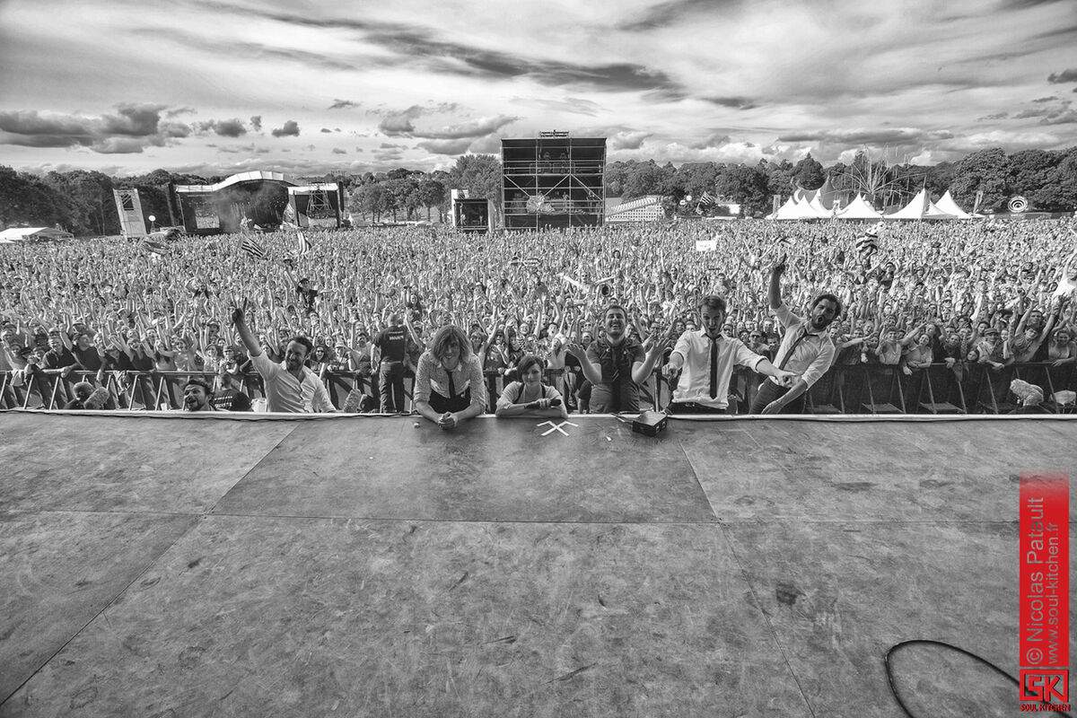 2015_08_07-Carav-live