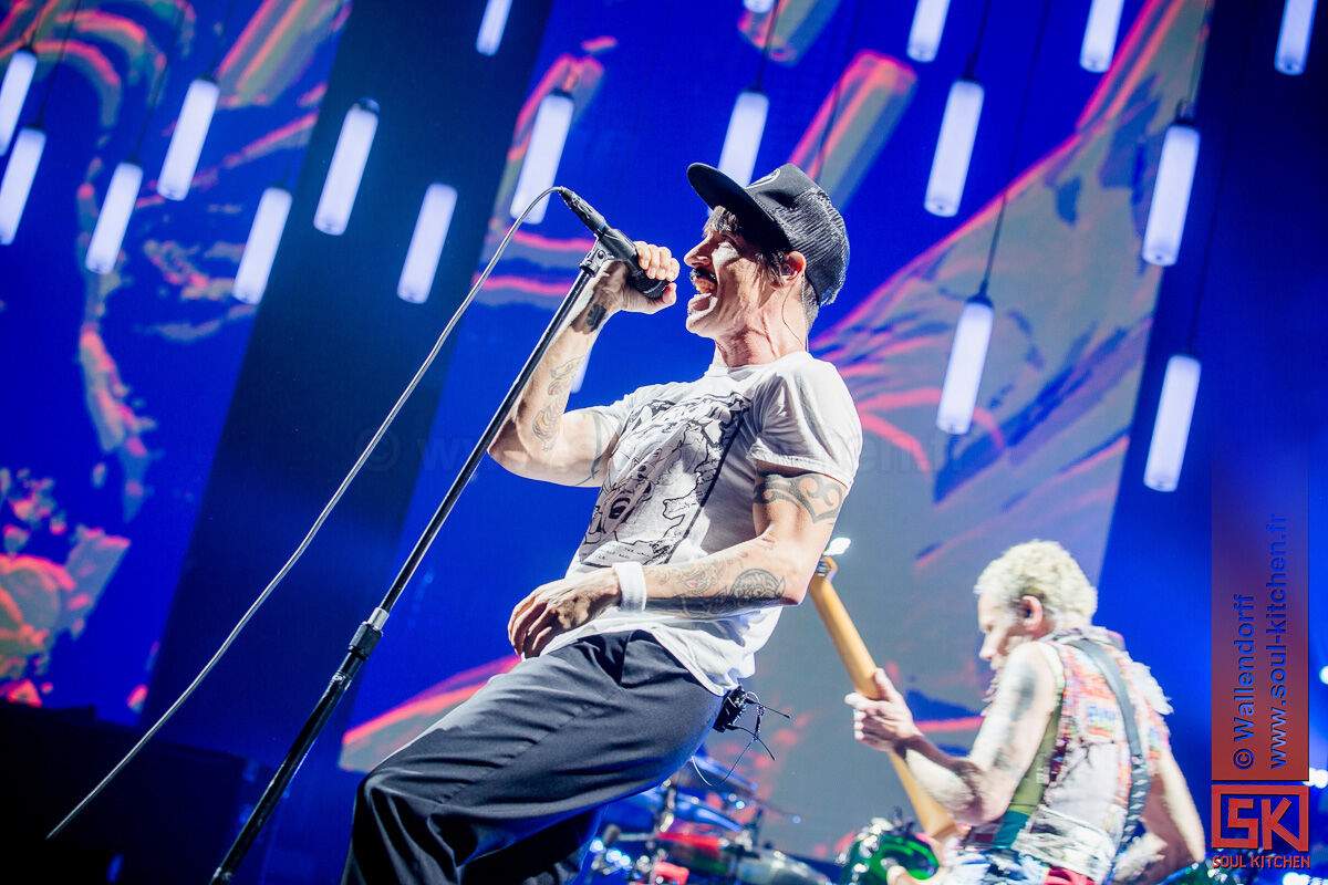 2016_10_15_red_hot_chili_peppers