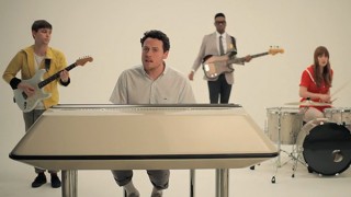 Metronomy - The look