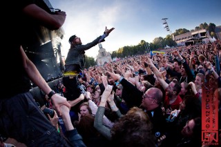 Photos concert : Shaka Ponk @ Main Square Festival, Arras | 01 juillet 2012
